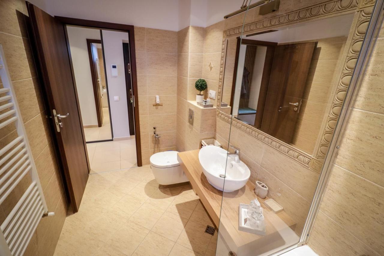 Lux Green Apartament 2 Apartment Brasov Exterior photo